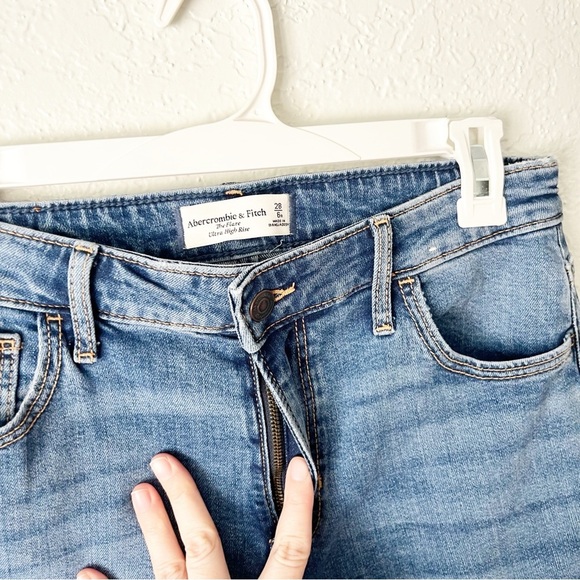 Abercrombie & Fitch Jeans Women's 28 6 The Flare Ultra High Rise Stretch Retro - Picture 5 of 8